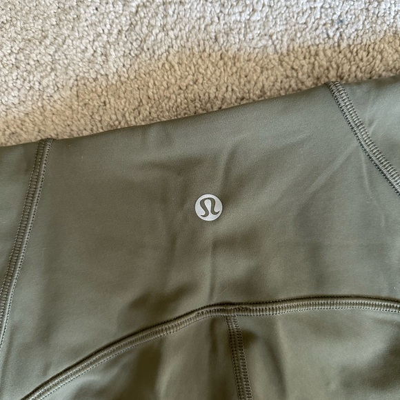 Lululemon Train Times 7/8 Pant *25" Green 4 - Picture 11 of 12